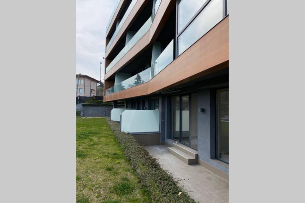 Cozy Red Bulldog Place In Apart-Complex/Pool Βάρνα Εξωτερικό φωτογραφία