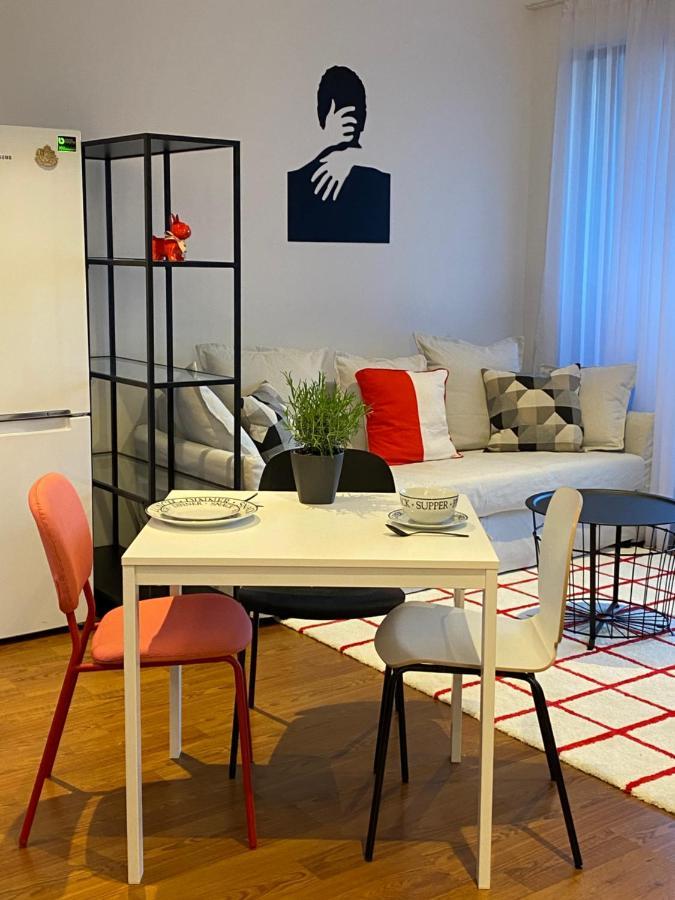 Cozy Red Bulldog Place In Apart-Complex/Pool Βάρνα Εξωτερικό φωτογραφία